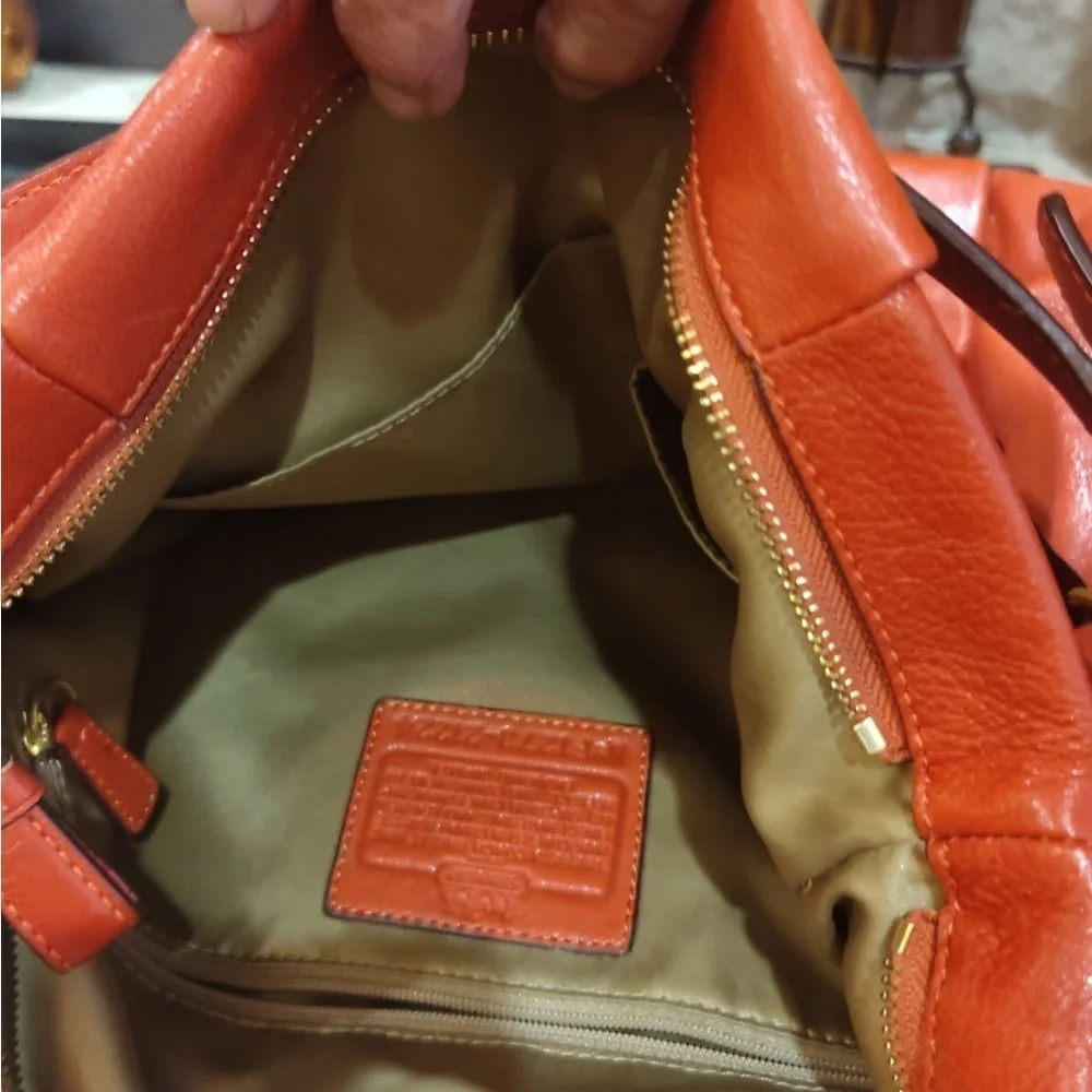 COACH Isabelle Crossbody Leather Purse Handbag Pink Orange Papaya 21224